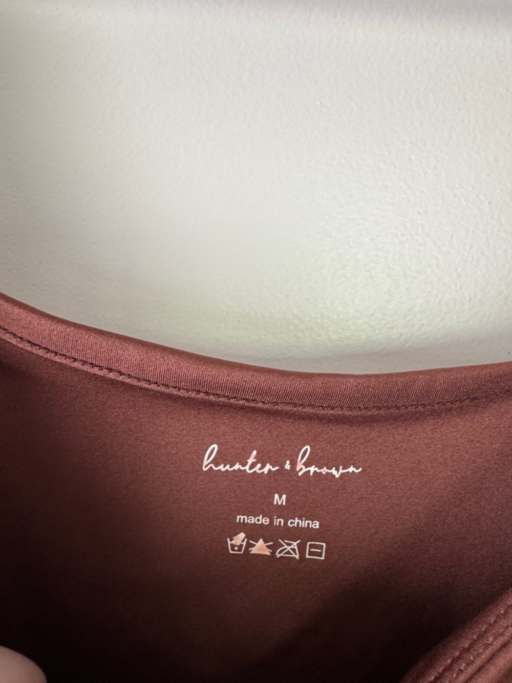 Scoop Neck Ruched Tank Top — Brown / AA81 - Picture 3 of 4